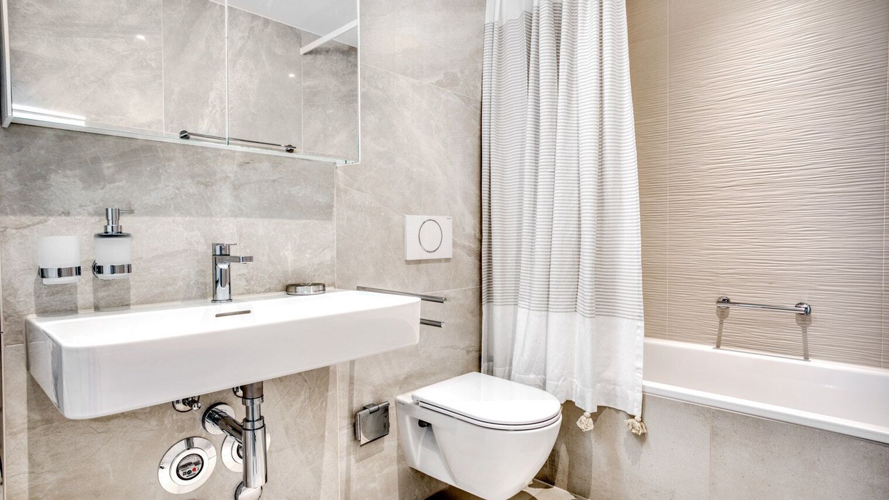 Photo of Bathroom in Sihlfeld