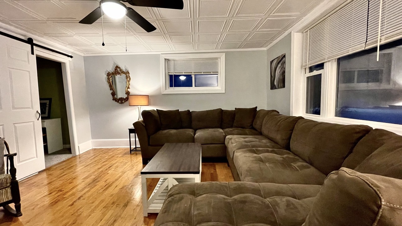 Photo of Livingroom in Elmira