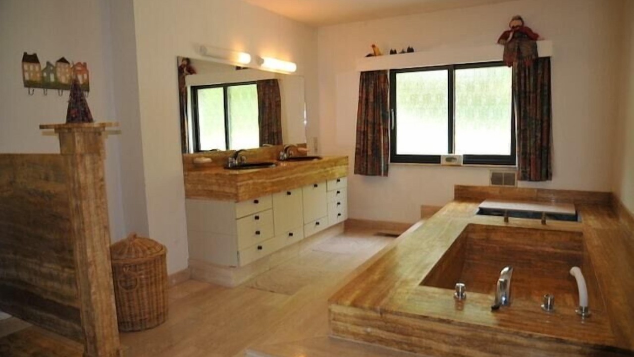 Photo of Bathroom in Somme-Leuze