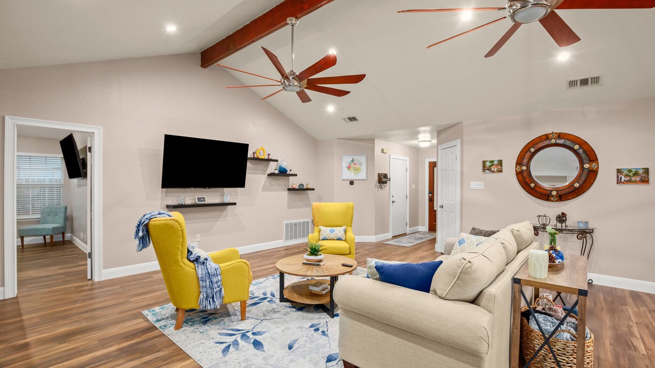 Photo of Livingroom in The Woods