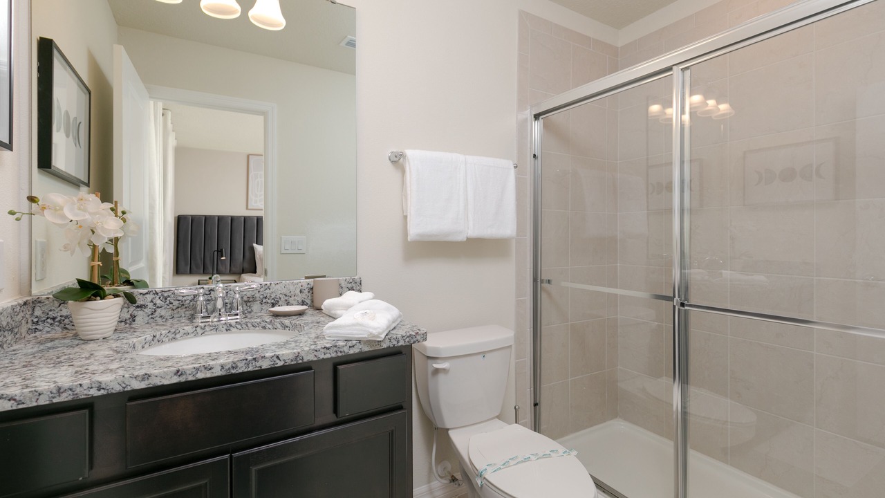 Photo of Bathroom in Highlands Reserve