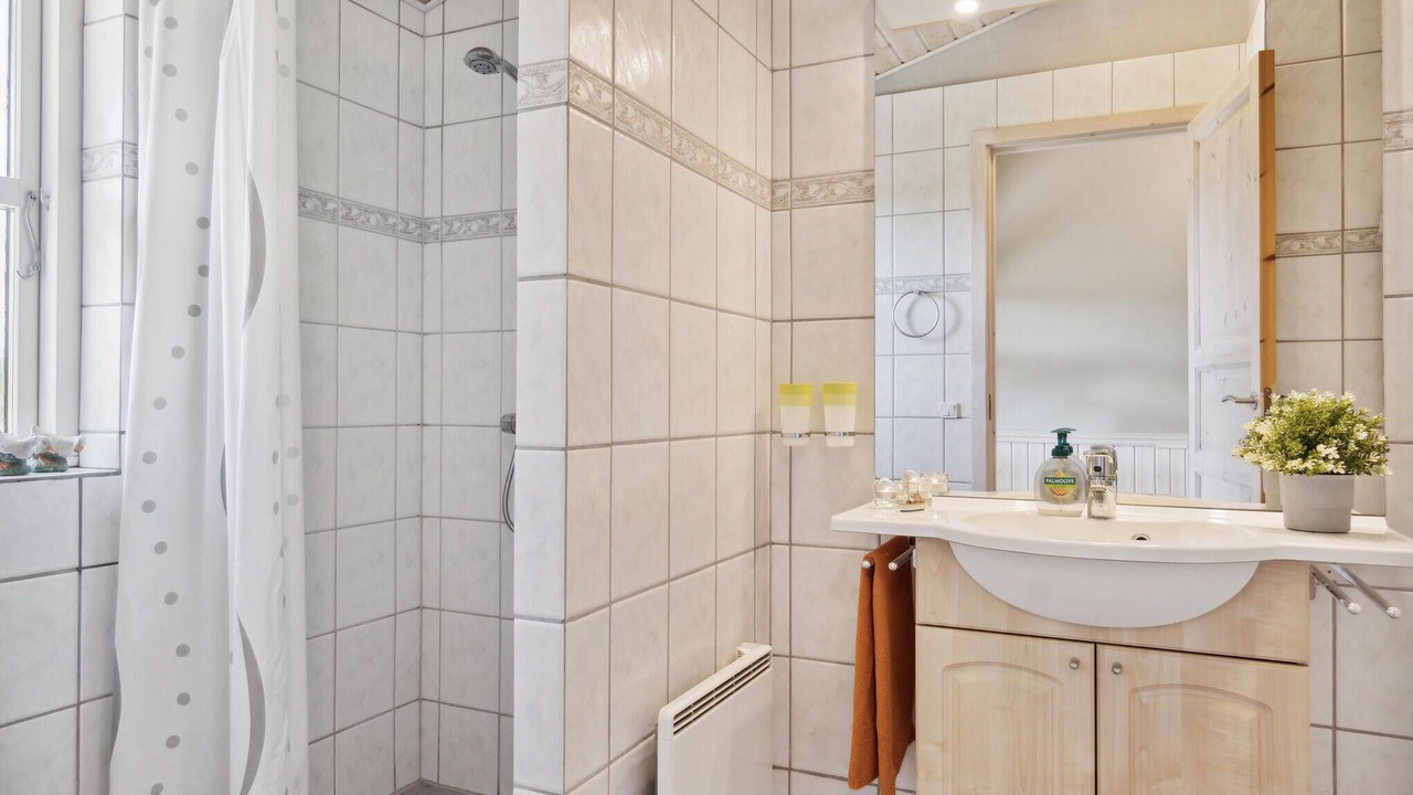 Photo of Bathroom in Torup Strand