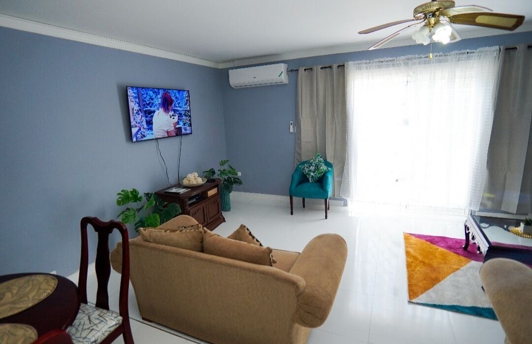 Photo of Livingroom in Mango Walk