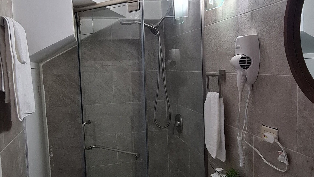 Photo of Bathroom in Mango Walk