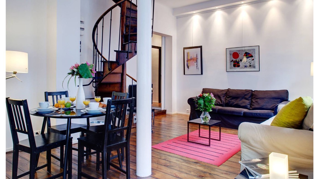 Photo of Livingroom in Quartier de l'Ecole-Militaire