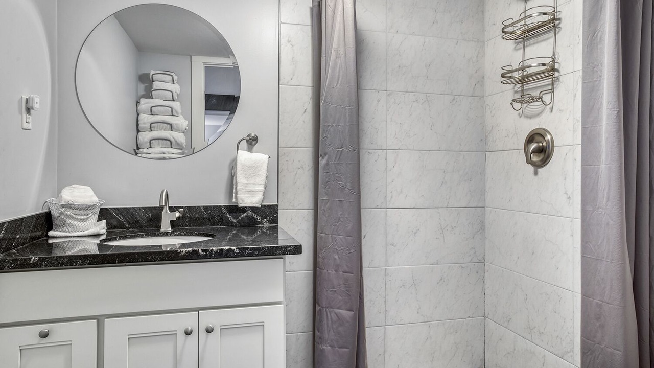 Photo of Bathroom in Laurelhurst