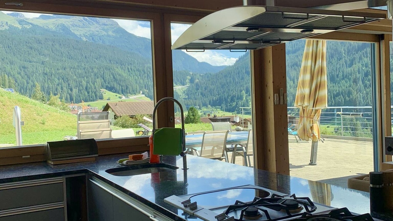 Photo of Kitchen in Tinzen