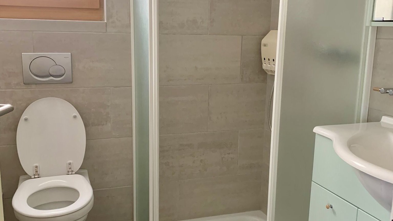 Photo of Bathroom in Tinzen