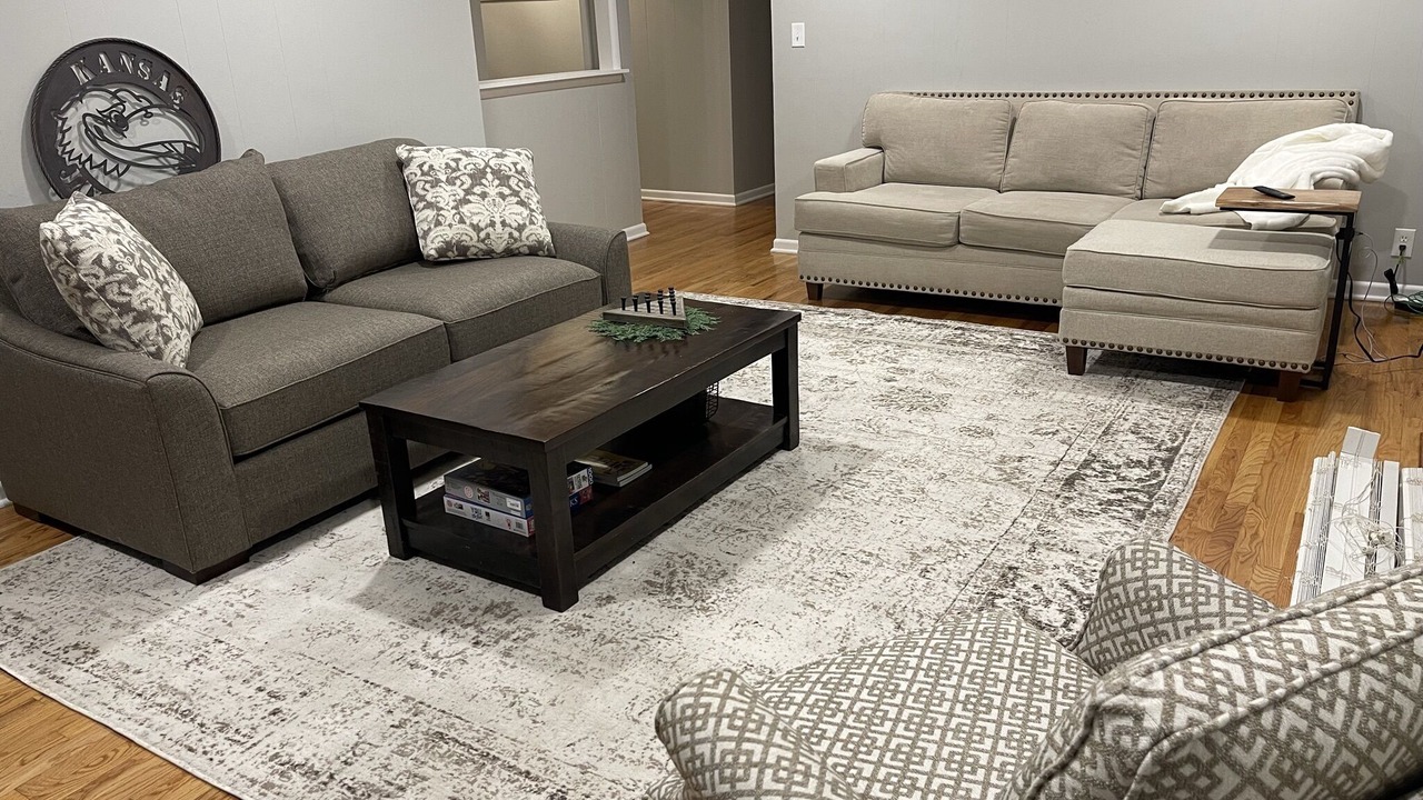 Photo of Livingroom in Lawrence