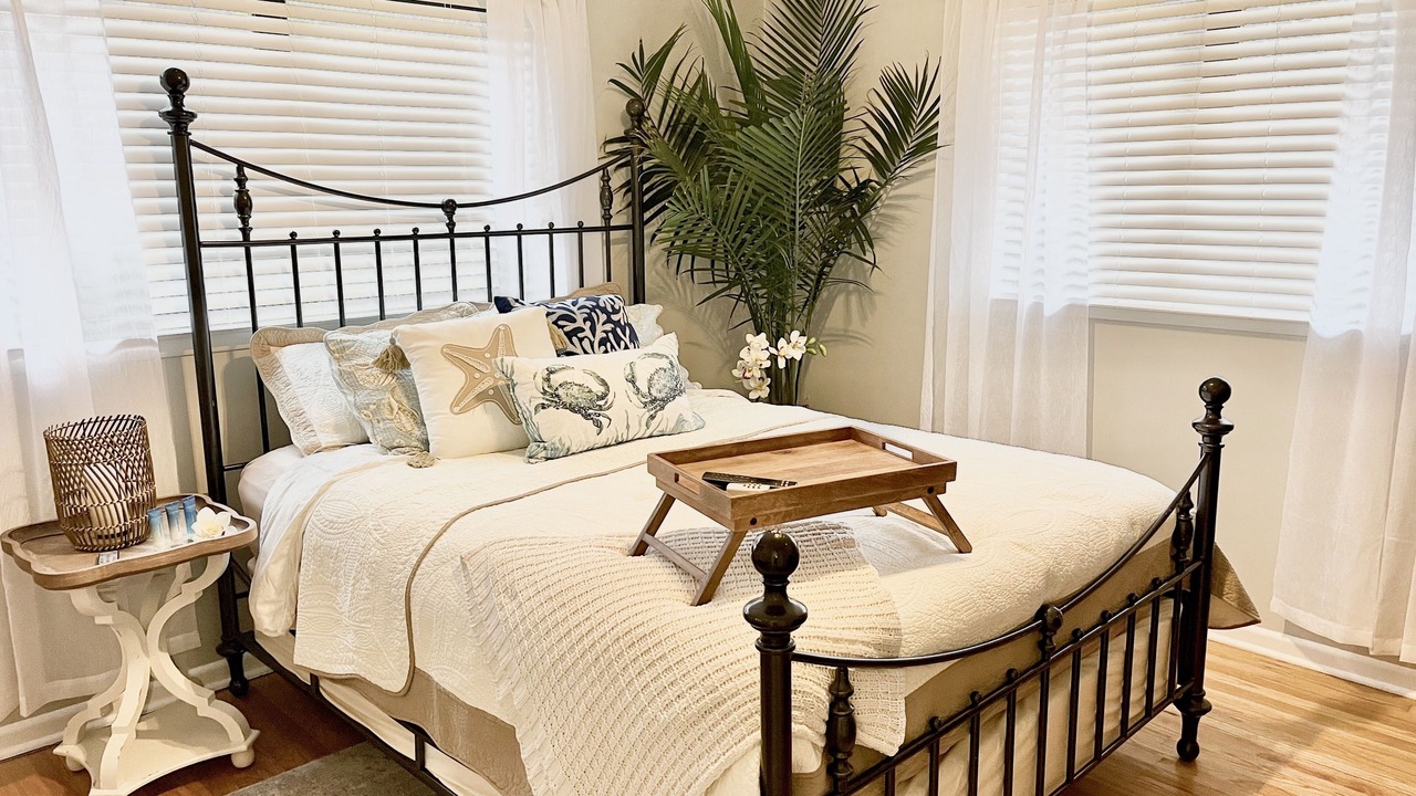 Photo of Bedroom in Lawrence