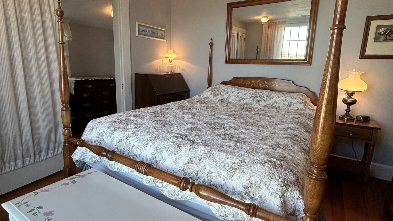 Photo of Bedroom in Pocasset