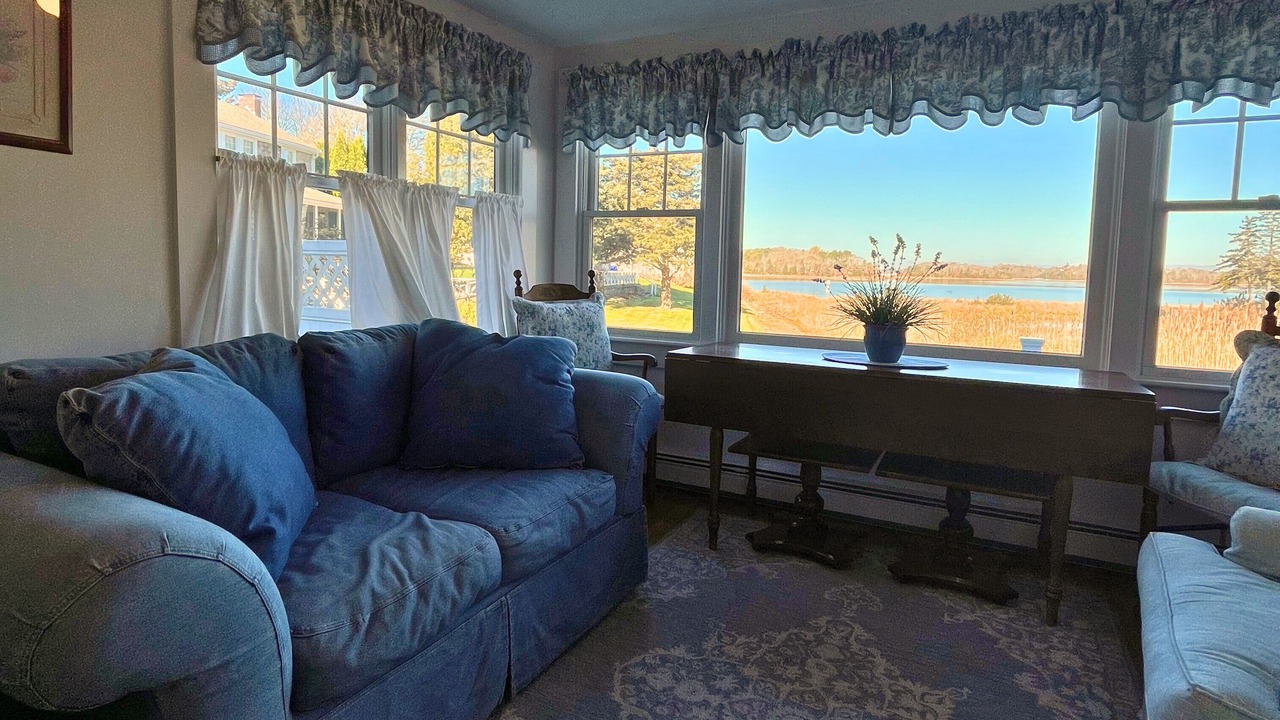 Photo of Livingroom in Pocasset