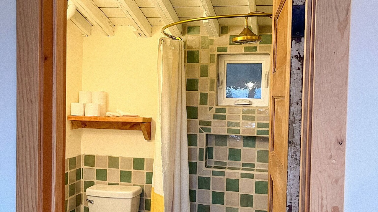 Photo of Bathroom in Lower Riviera