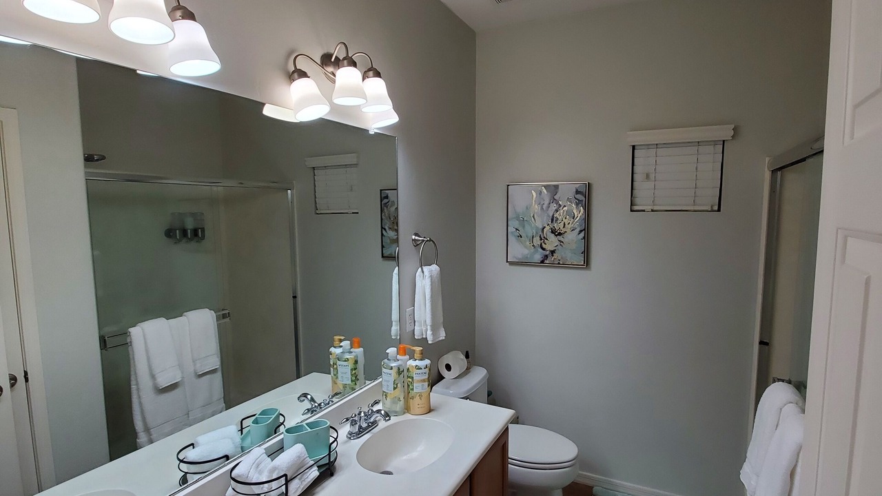 Photo of Bathroom in Cortaro