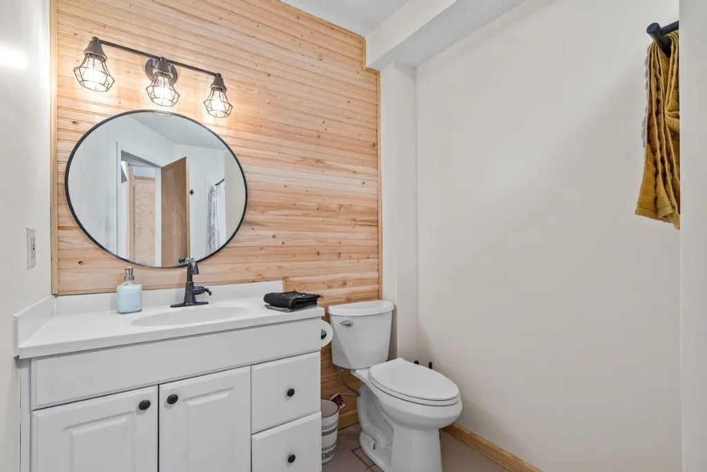 Photo of Bathroom in Seneca