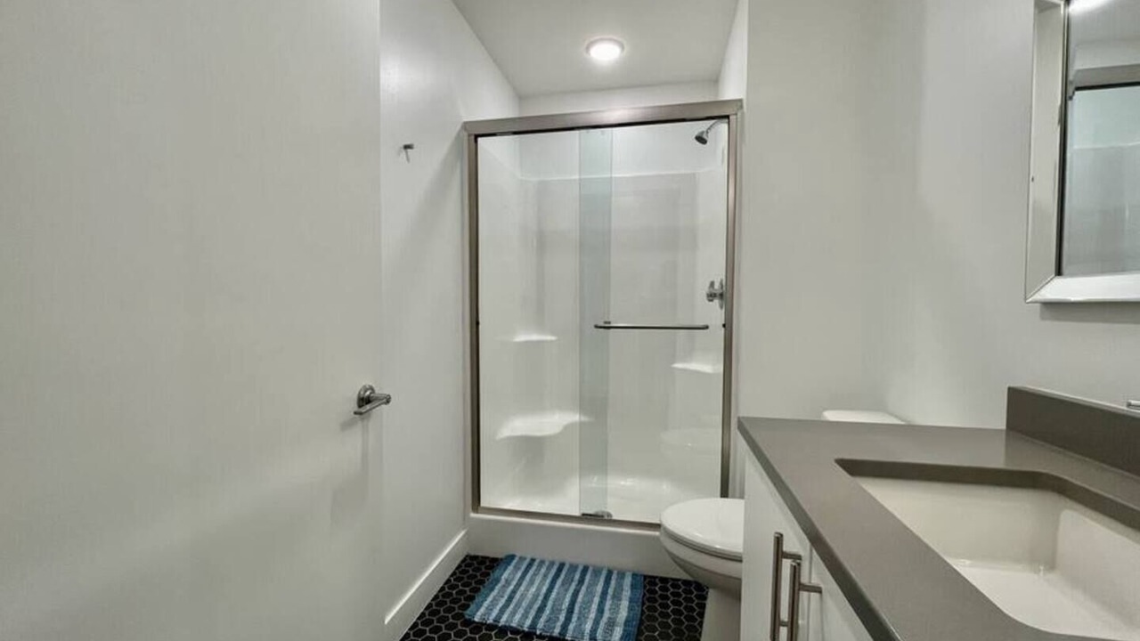 Photo of Bathroom in Old Market