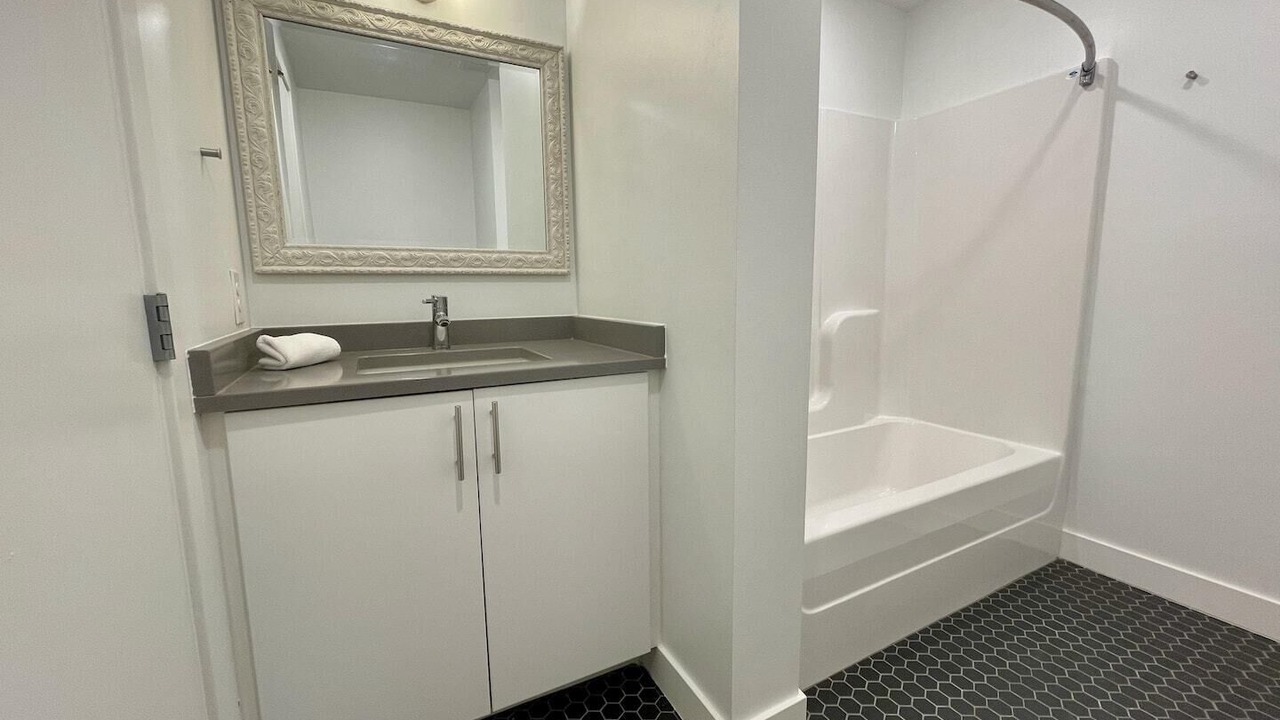 Photo of Bathroom in Old Market