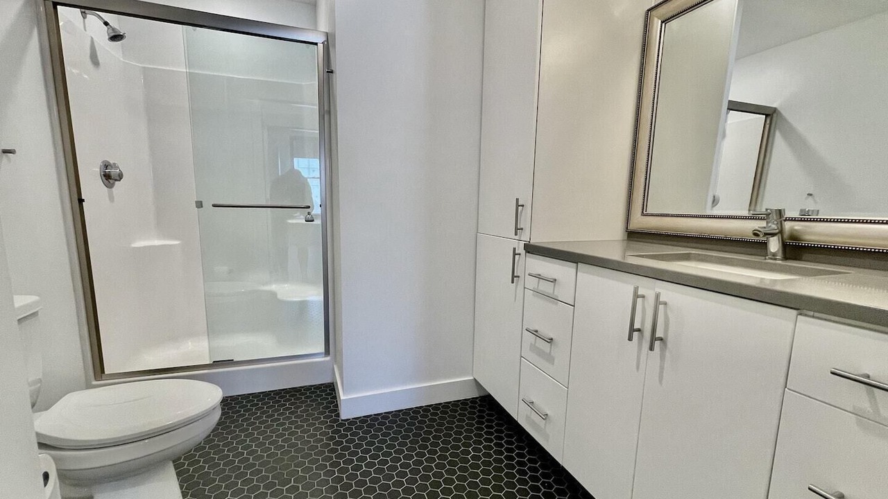 Photo of Bathroom in Old Market