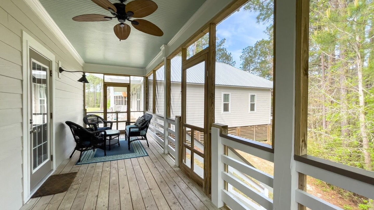Photo of Patio Balcony in Minnesott Beach