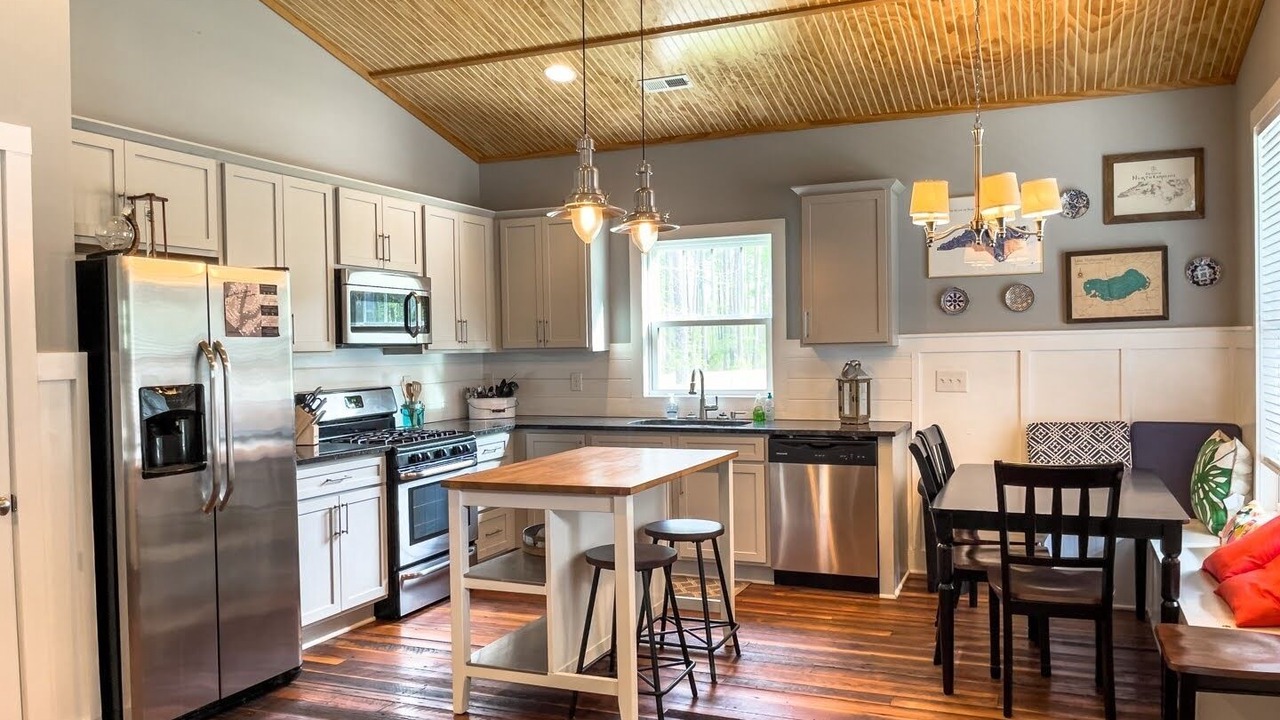 Photo of Kitchen in Minnesott Beach