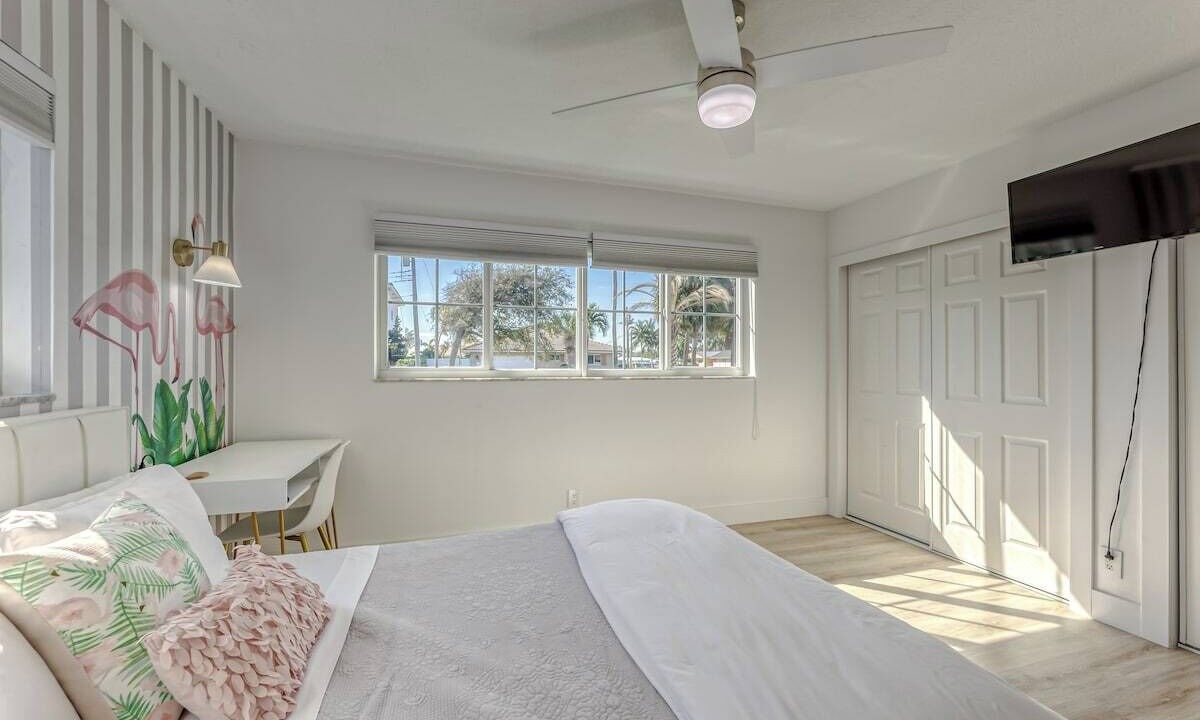 Photo of Bedroom in Lighthouse Point