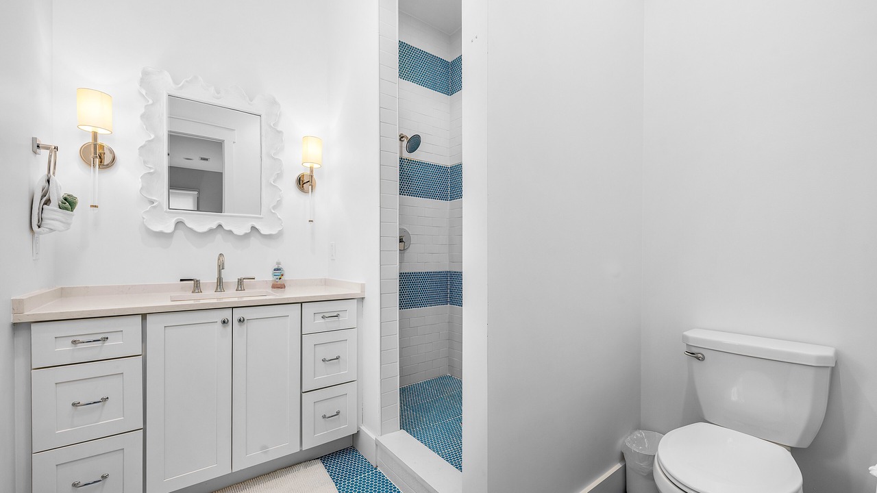 Photo of Bathroom in Lakeside at Blue Mountain Beach