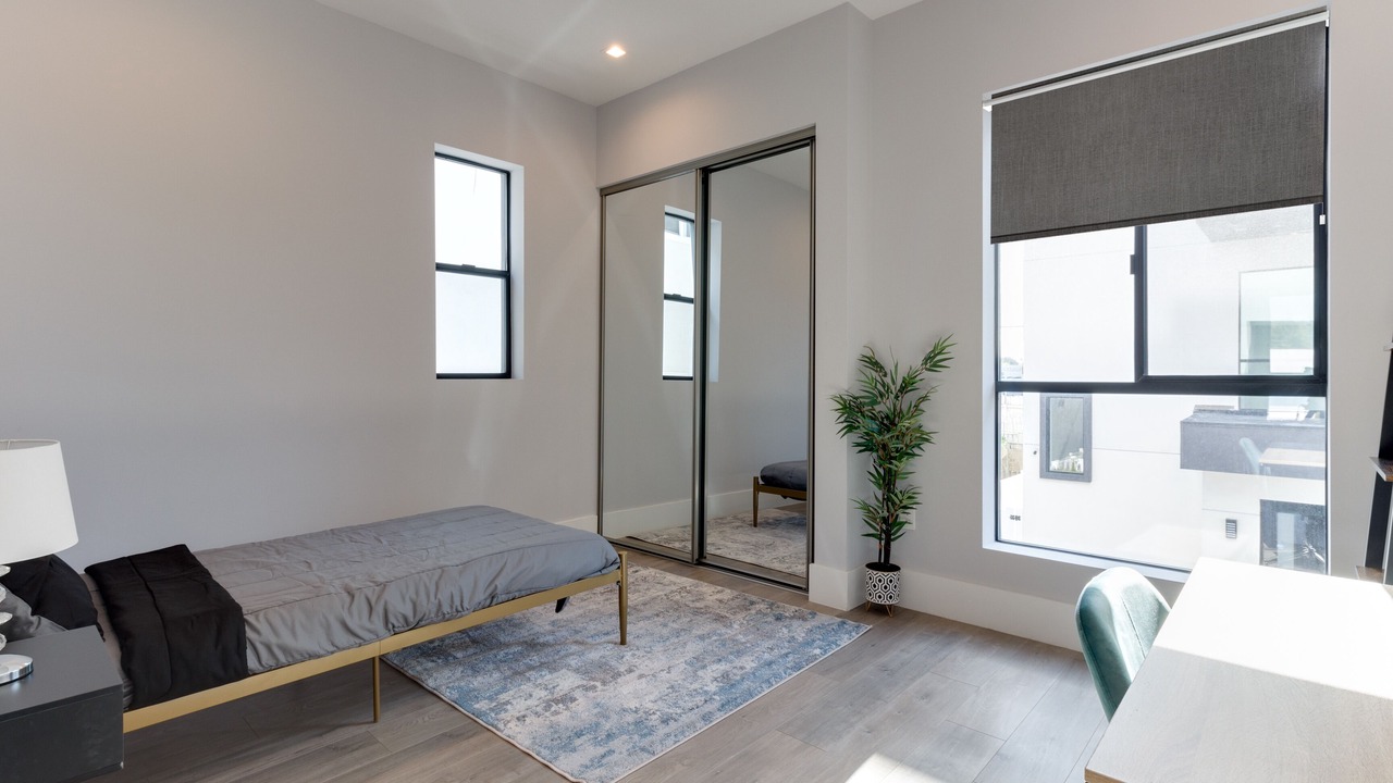 Photo of Bedroom in Mid City