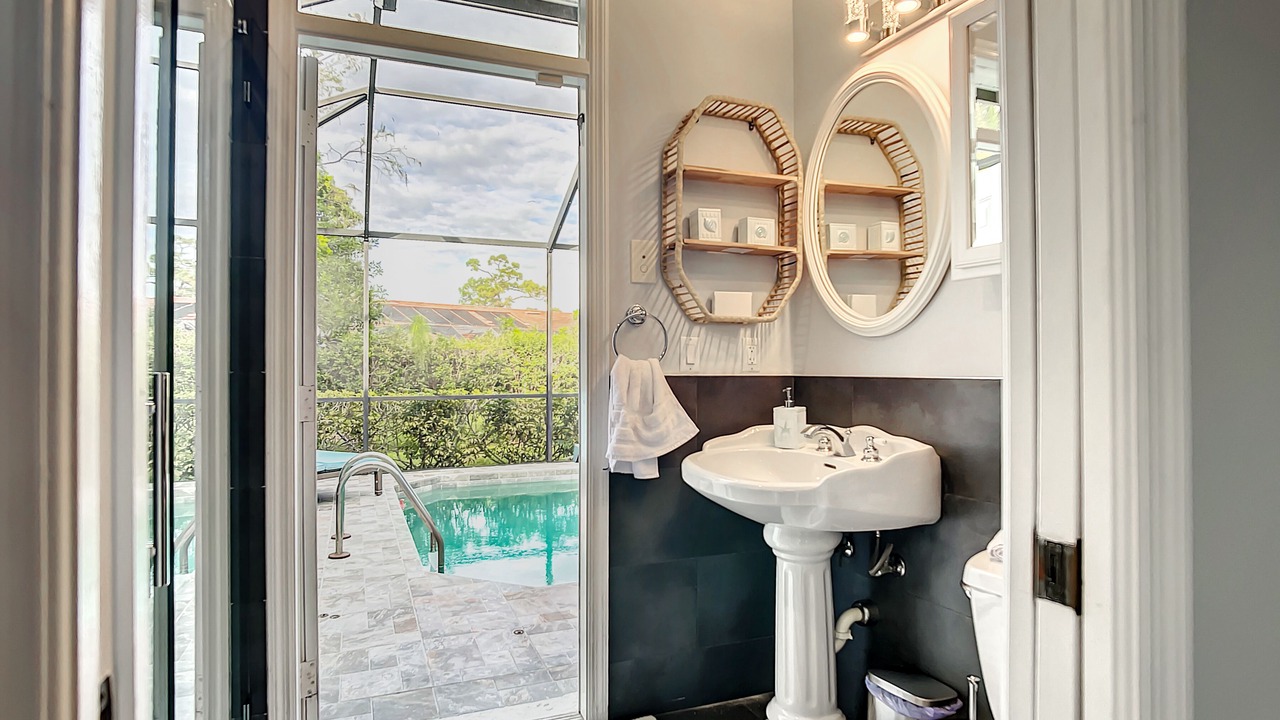 Photo of Bathroom in Kings Lake