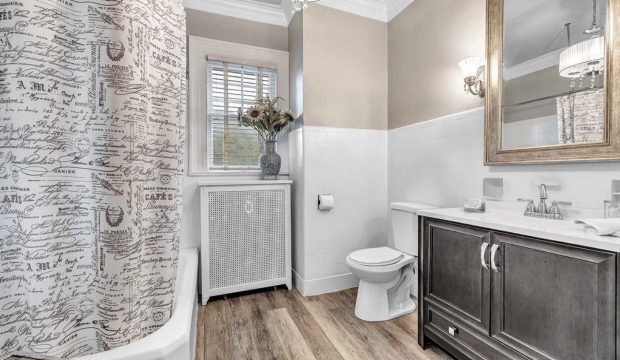 Photo of Bathroom in Green Bay