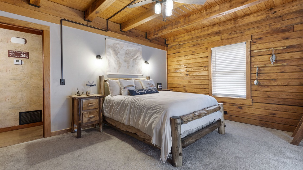 Photo of Bedroom in Rogers