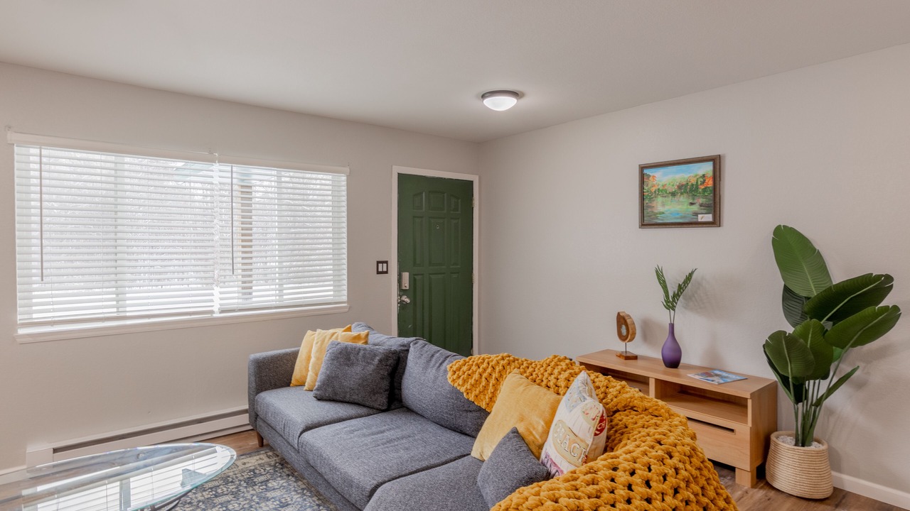 Photo of Livingroom in Lake George
