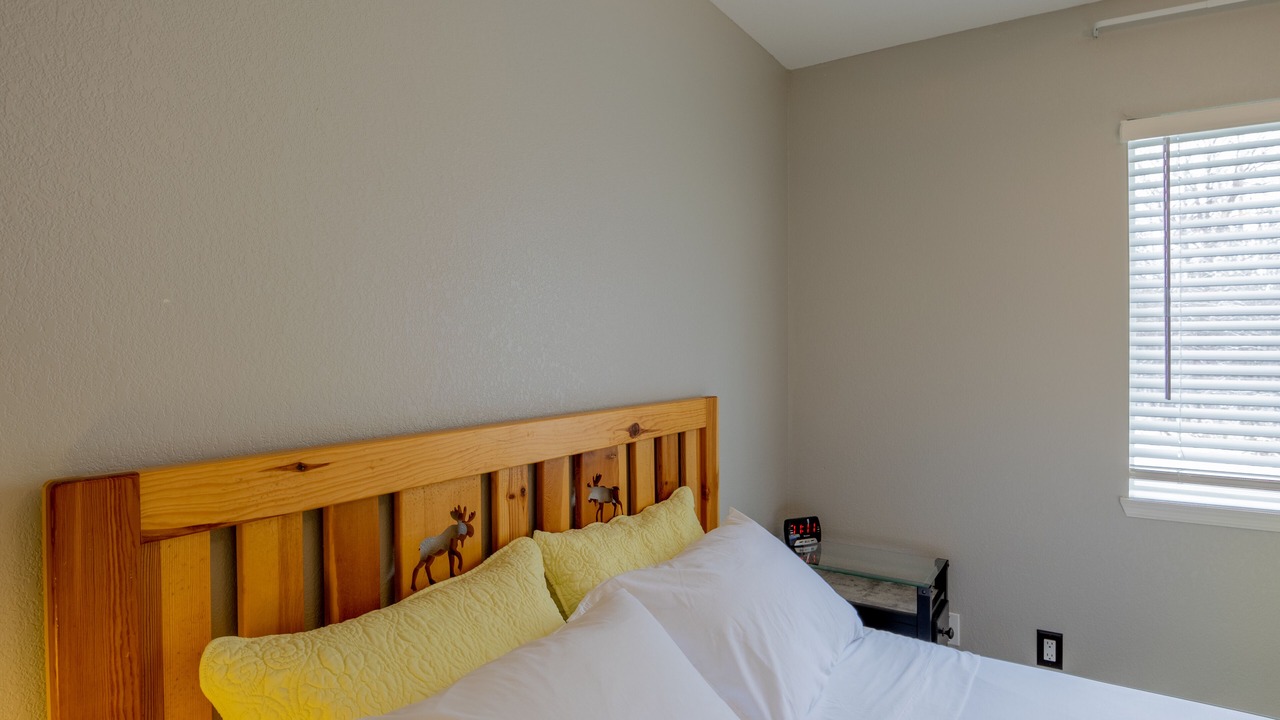 Photo of Bedroom in Lake George