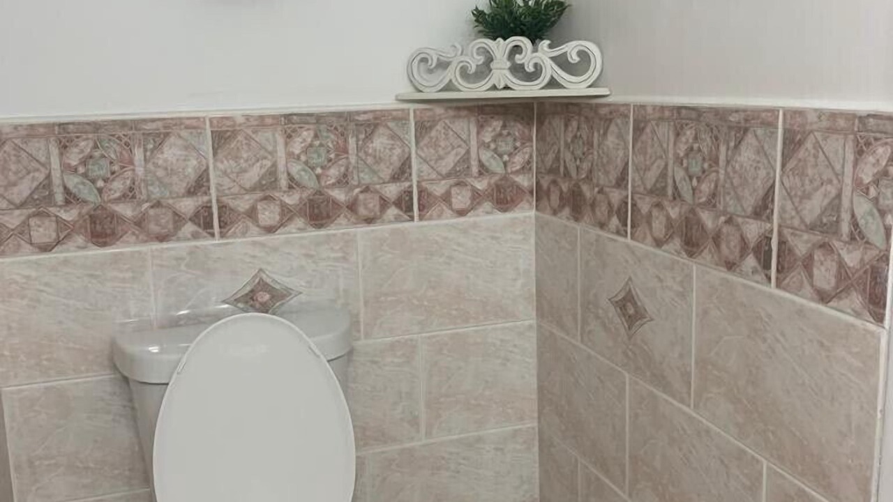 Photo of Bathroom in Bahamas Terrace