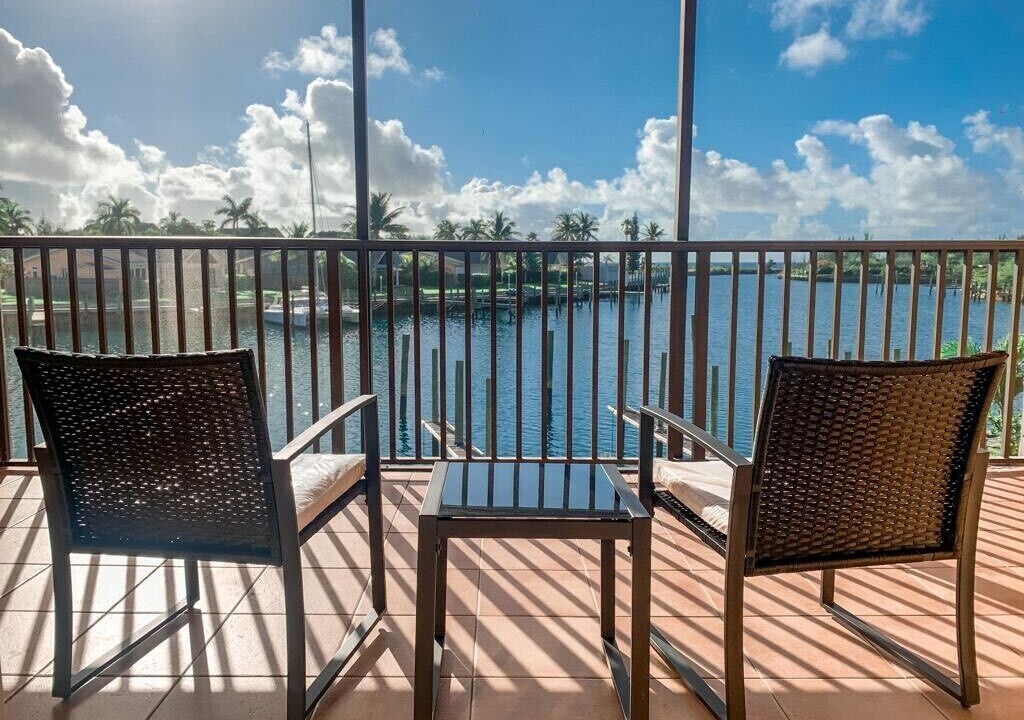 Photo of Others in Bahamas Terrace