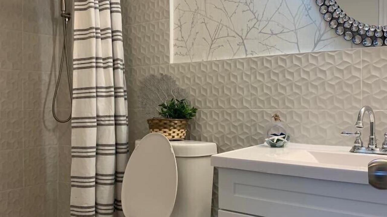 Photo of Bathroom in Bahamas Terrace