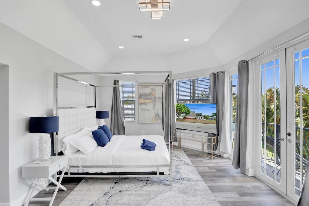 Photo of Bedroom in Deerfield Beach