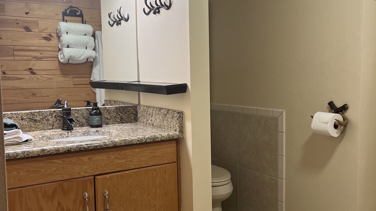 Photo of Bathroom in Seven Devils