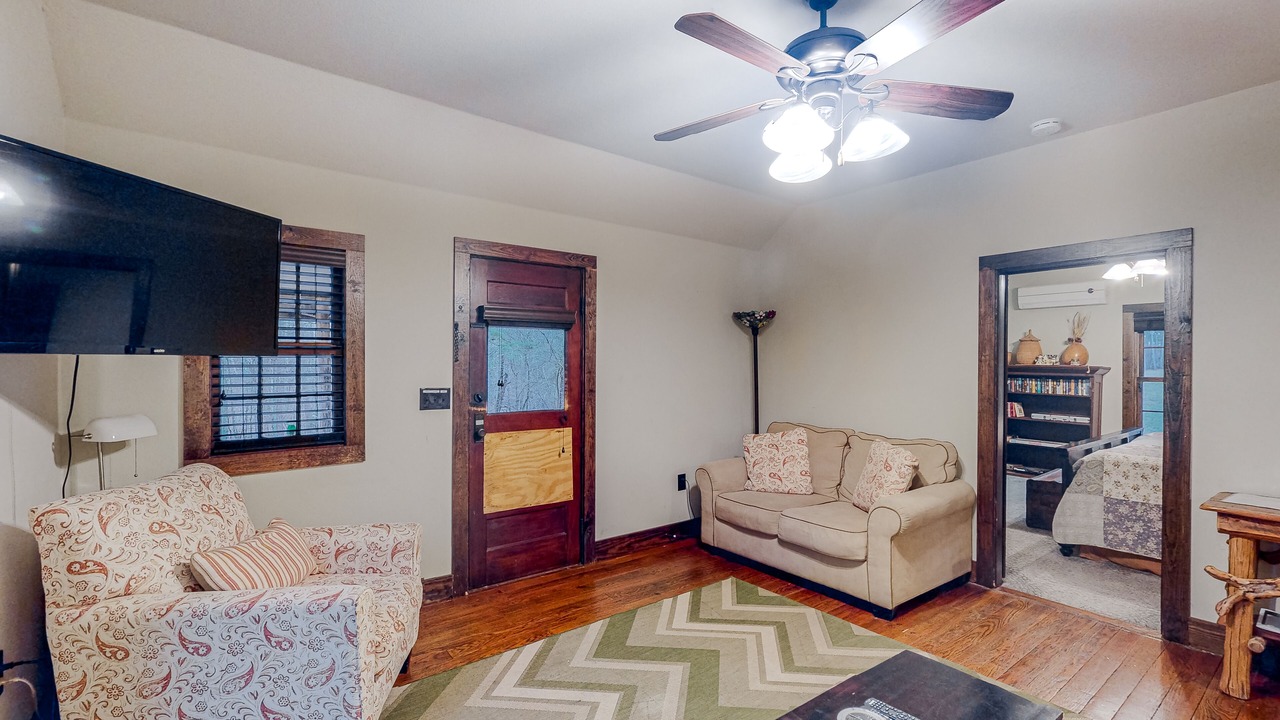 Photo of Livingroom in Rogers