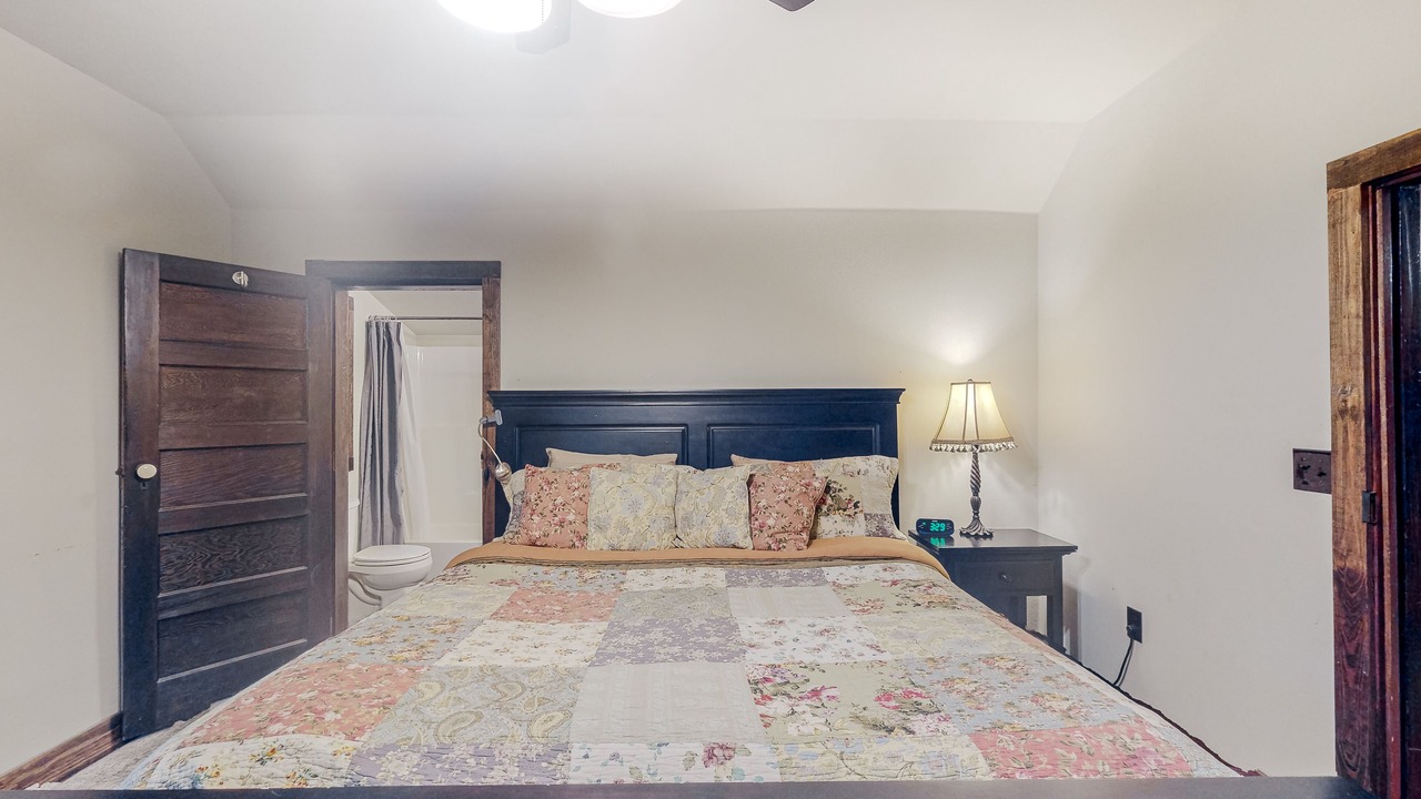 Photo of Bedroom in Rogers