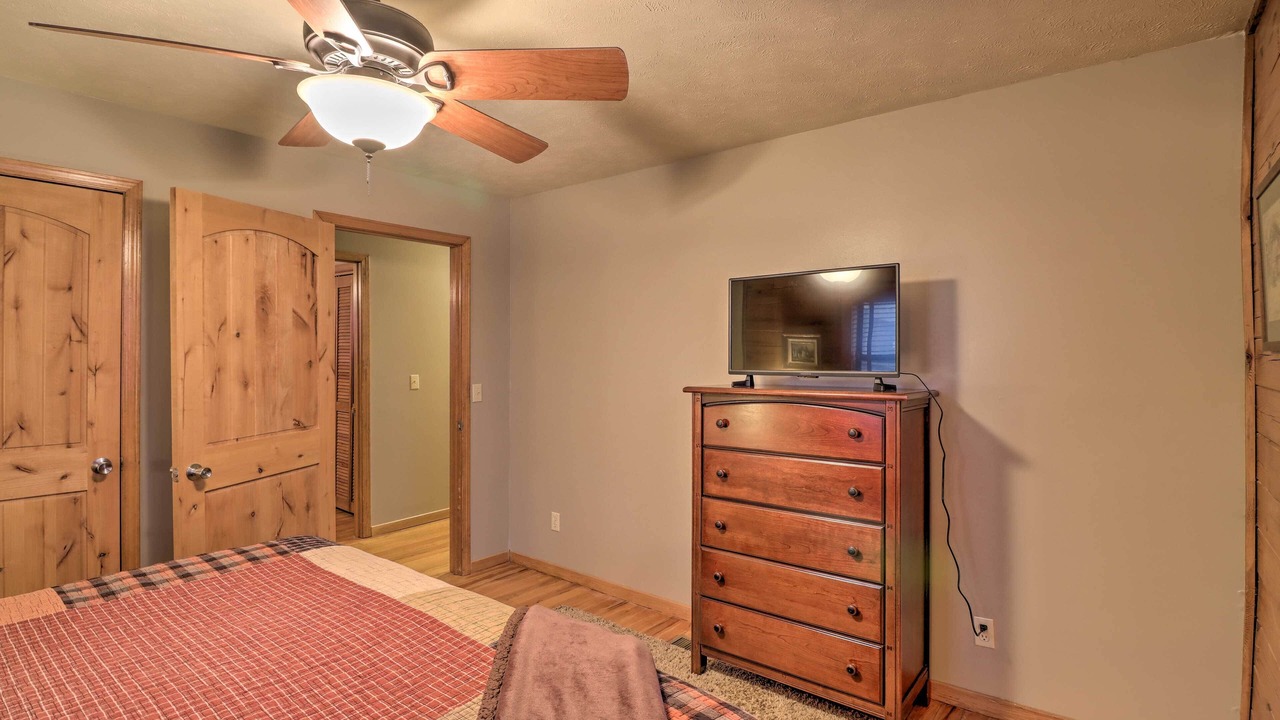 Photo of Bedroom in Mt. Sherman