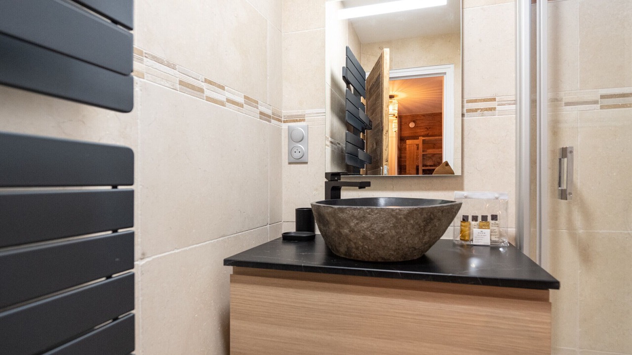 Photo of Bathroom in Jeux