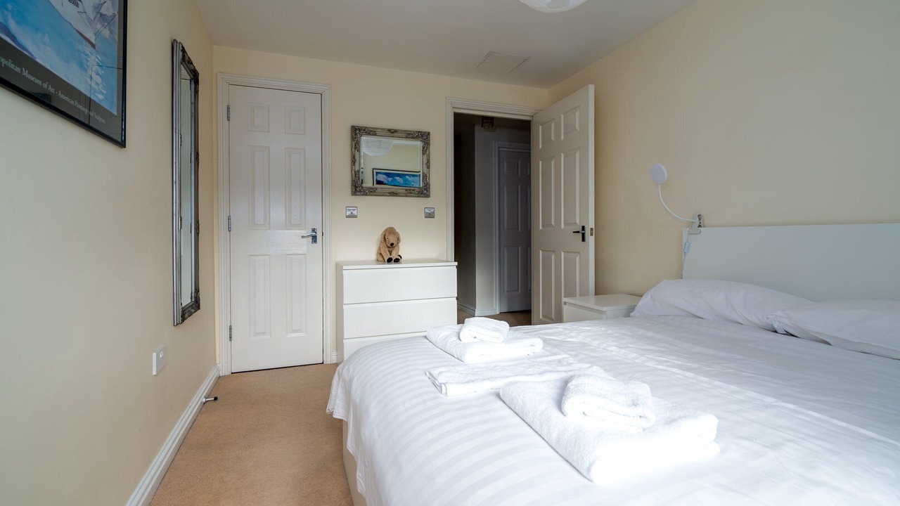 Photo of Bedroom in Ravenscourt Park