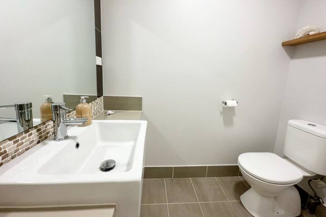 Photo of Bathroom in Shell Cove