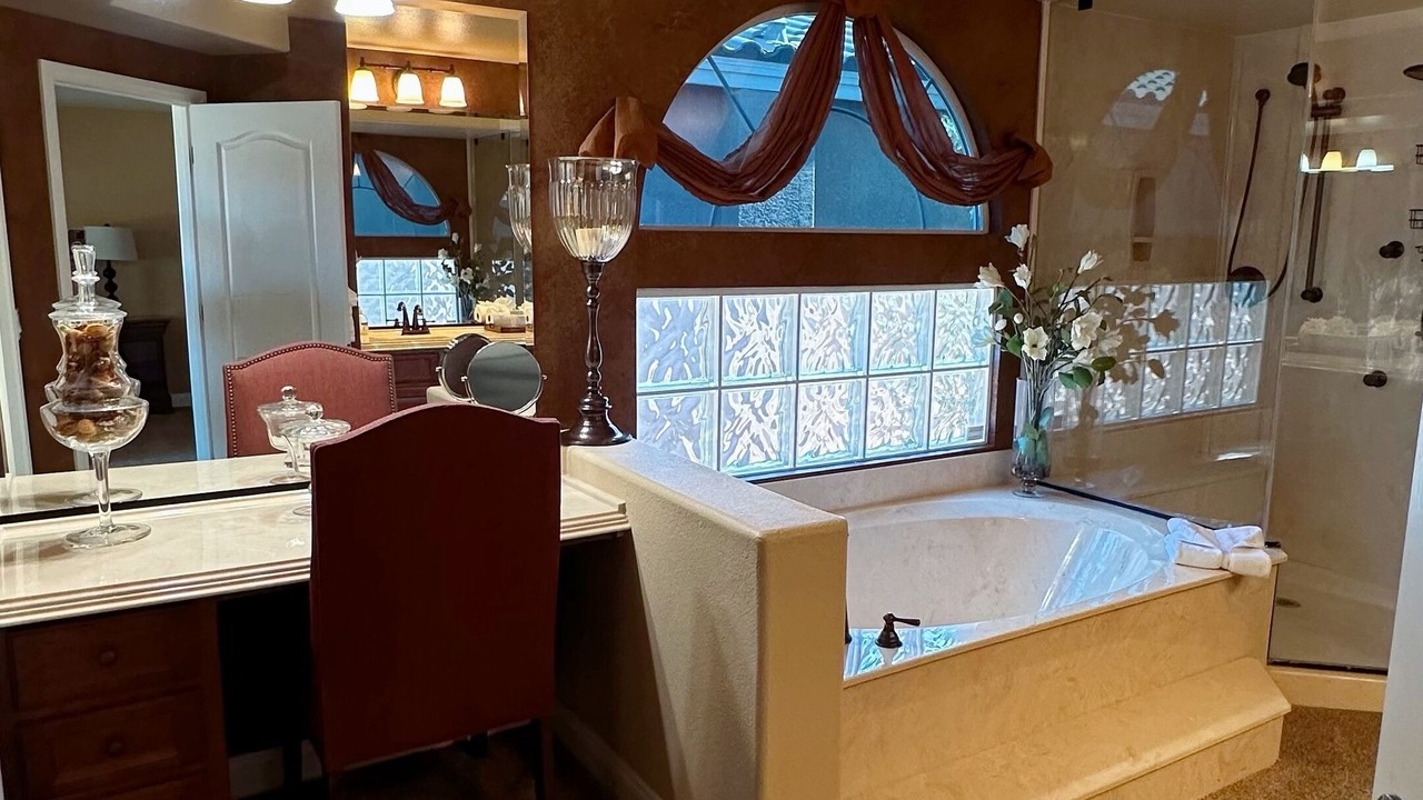 Photo of Bathroom in Arden