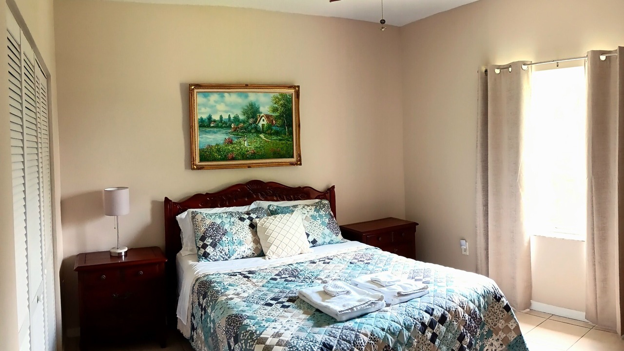 Photo of Bedroom in Homestead