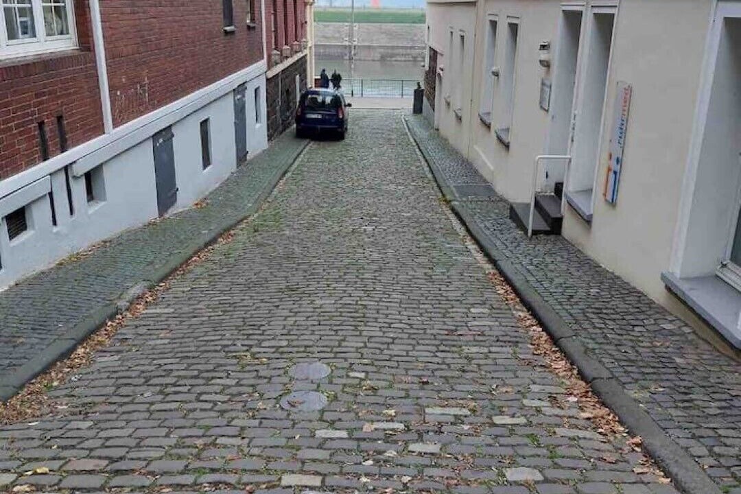 Photo of Outdoor in Laar
