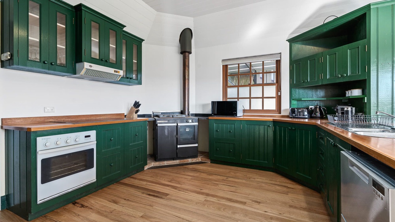 Photo of Kitchen in Eglinton