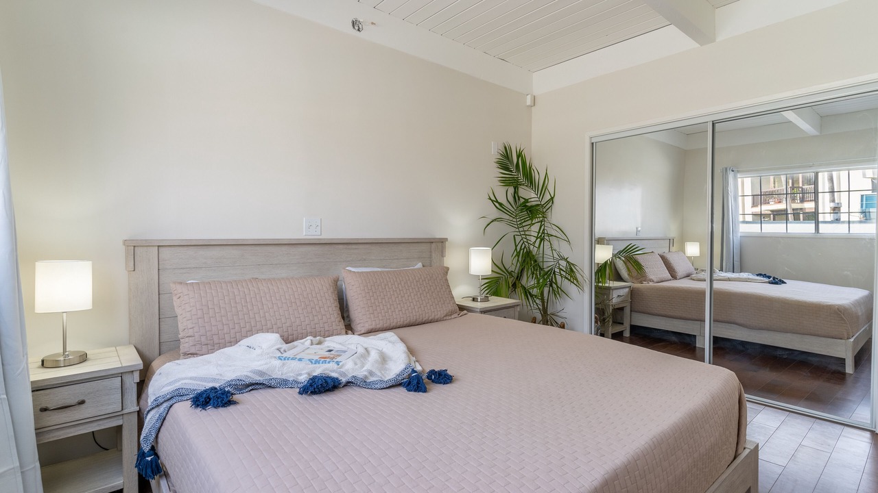 Photo of Bedroom in Marina Peninsula