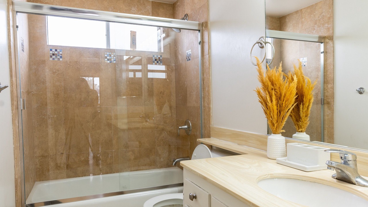 Photo of Bathroom in Marina Peninsula