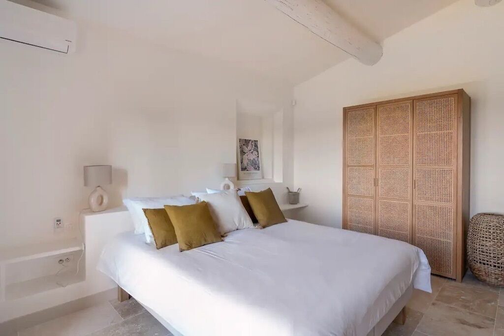 Photo of Bedroom in Goult